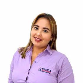 equipo-de-trabajo-aleja-asesora-regata